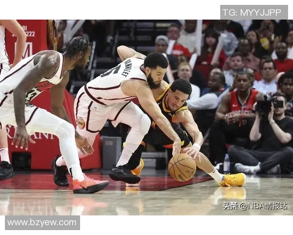 火箭与森林狼季后赛对决回顾：2018年4月24日的精彩瞬间与战术分析